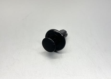 R35GT-R クリップ 4個セット KB50A