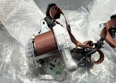 R35GT-R フロントシートベルトASSY 左右セット エゴイスト ブラウン