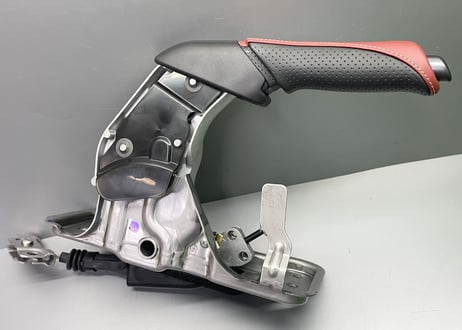 R35GT-R パーキングブレーキ コントロール ASSY  アンバーレッド