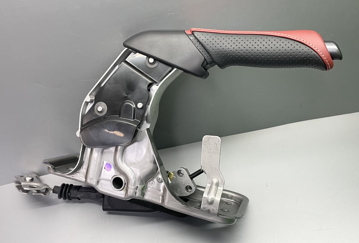 R35GT-R パーキングブレーキ コントロール ASSY アンバーレッド 
