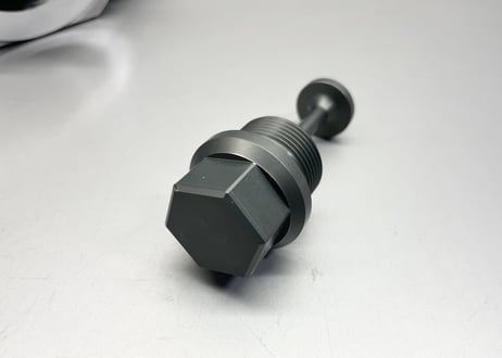 R35GT-R  エンジンオイルクーラー用 サーモレスボルト