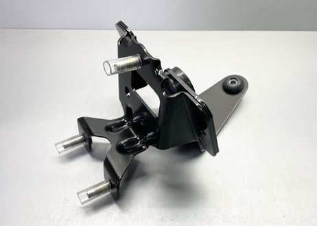 R35GT-R アクチュエーターアンチスキッドブラケット