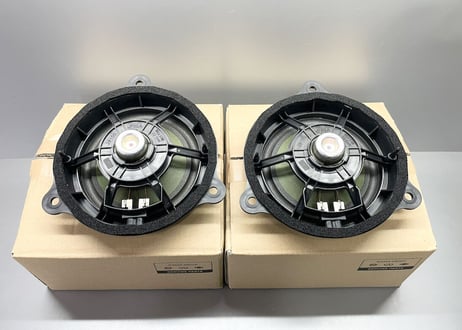 R35GT-R フロンドドアスピーカーユニット 左右 標準モデル用