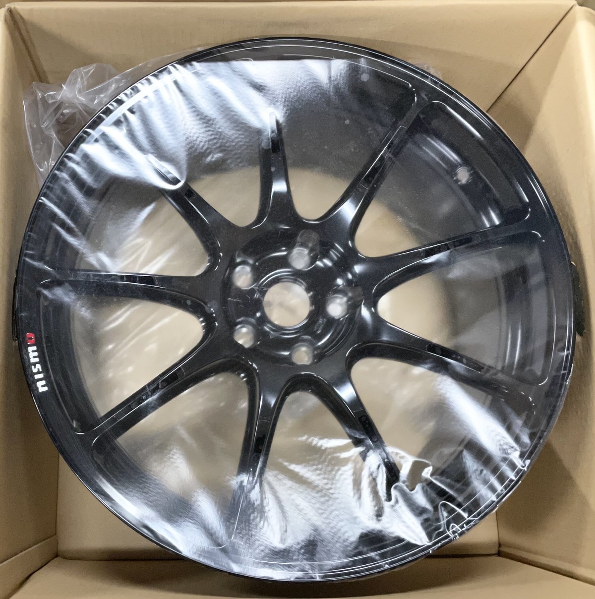 NISMO ホイールのオマケ付き！ 週刊 NISSAN R35 GT-R 完成品 NISMO ホイールのオマケ付き！ 週刊 NISSAN R35 GT-R 完成品