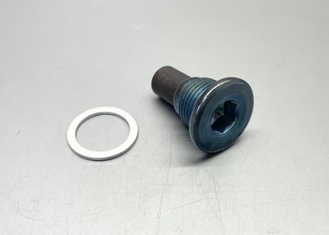 R35GT-R フロントデフ ドレンプラグ 下側