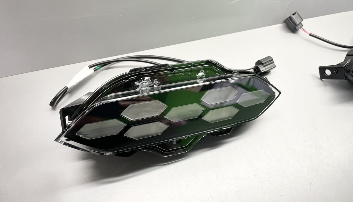 R35GT-R 2024 デイライトASSY 現行品 | upline web shop