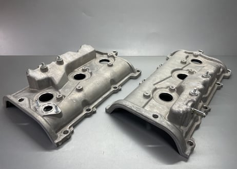 R35GT-R バルブロッカーカバー ASSY 左右セット