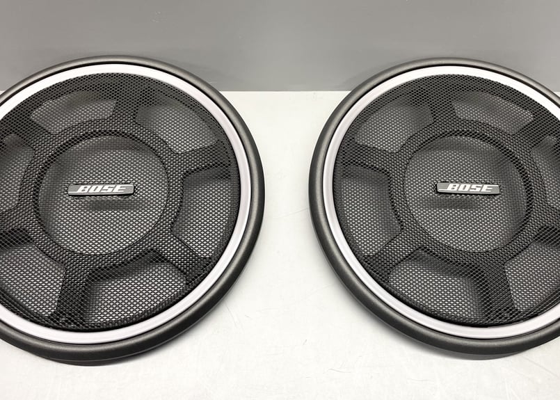 R35GT-R フロントドアスピーカーグリル BOSE 左右セット