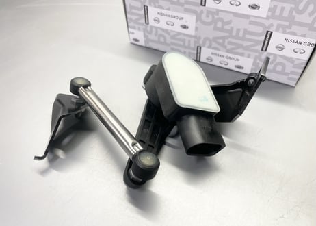 R35GT-R ハイトセンサーASSY リア 2007-2013