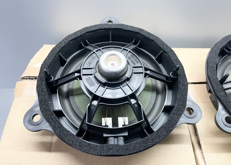 R35GT-R フロンドドアスピーカーユニット 左右 標準モデル用 | upline