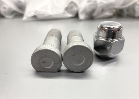 R35GT-R M14 ハブボルト前後+M14ホイールナットセット