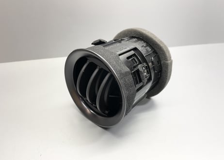 R35GT-R サイドベンチレーターASSY 中期用　68755-KB50A