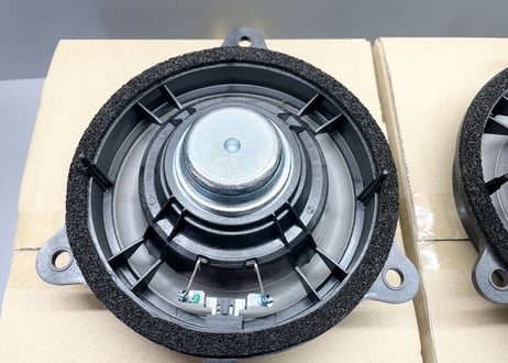 R35GT-R フロンドドアスピーカーユニット 左右 BOSE