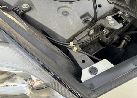 R35GT-R ボンネットオープナーワイヤー用 クリップ2個セット
