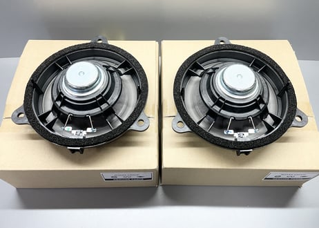 R35GT-R フロンドドアスピーカーユニット 左右 BOSE