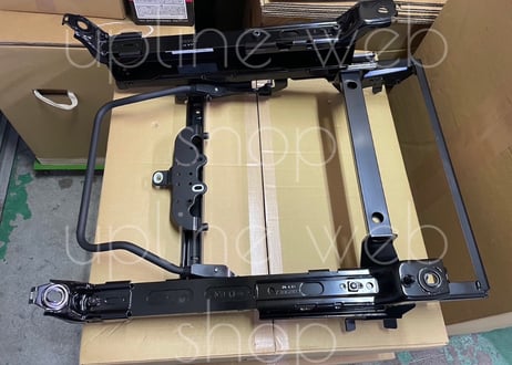 R35GT-R 2025 NISMO 現行カーボンバックシート LH