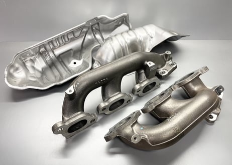 R35GT-R エキゾーストマニーホールド+カバー 左右セット