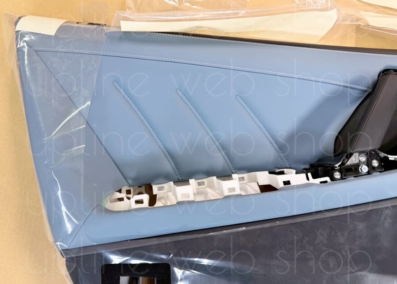 【Yuki】ドアフィニッシャーセット R35GT-R 2025 ファッショナブルインテリア フロントドア