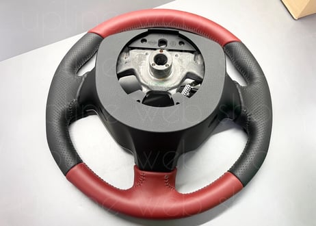 R35GT-R ステアリング ファッショナブルインテリア アンバーレッド