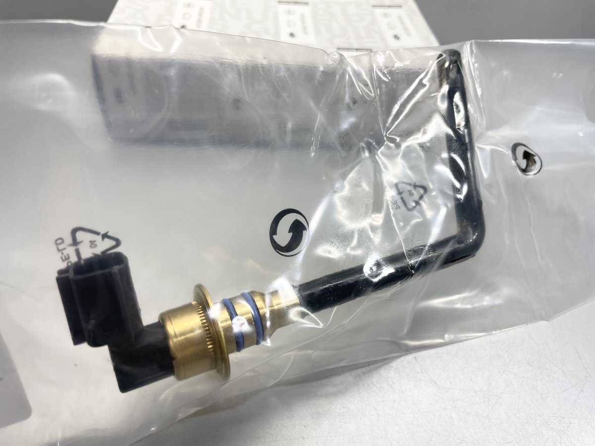 R35GT-R オイルレベルセンサーASSY | upline web shop