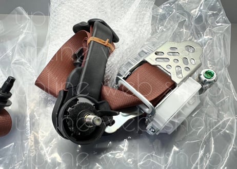 R35GT-R フロントシートベルトASSY 左右セット エゴイスト ブラウン