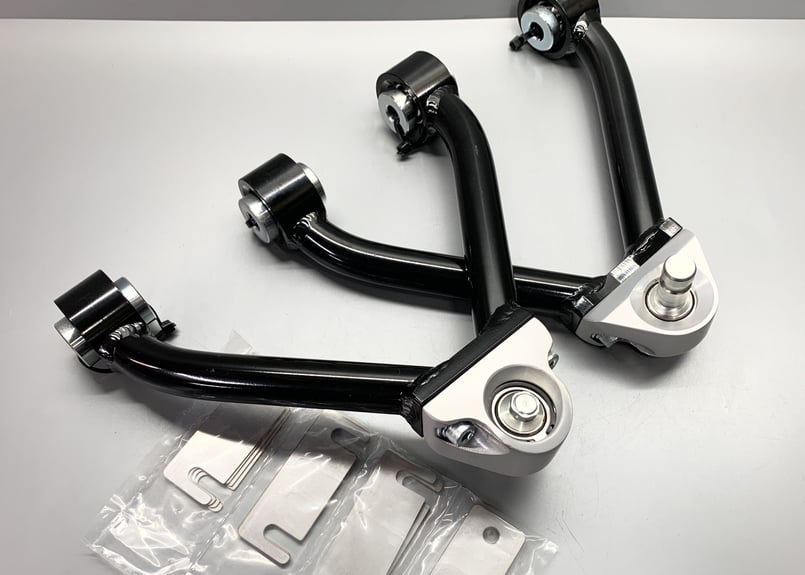 R35GT-R 調整式アッパーアーム フロント | upline web shop