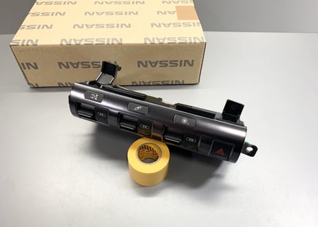 R35GT-R VDCスイッチ ASSY 2011-2015