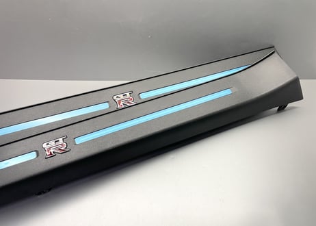 R35GT-R キッキングフロントアウタープレート左右セット