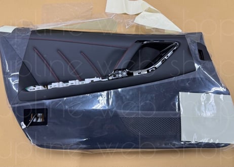 R35GT-R 2025 フロントドア フィニッシャー ASSY 左右セット トラックED 赤ステッチ