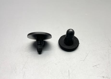 R35GT-R キッキングフロントアウター用クリップ 各種