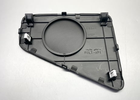 R35GT-R フロントスピーカーグリル