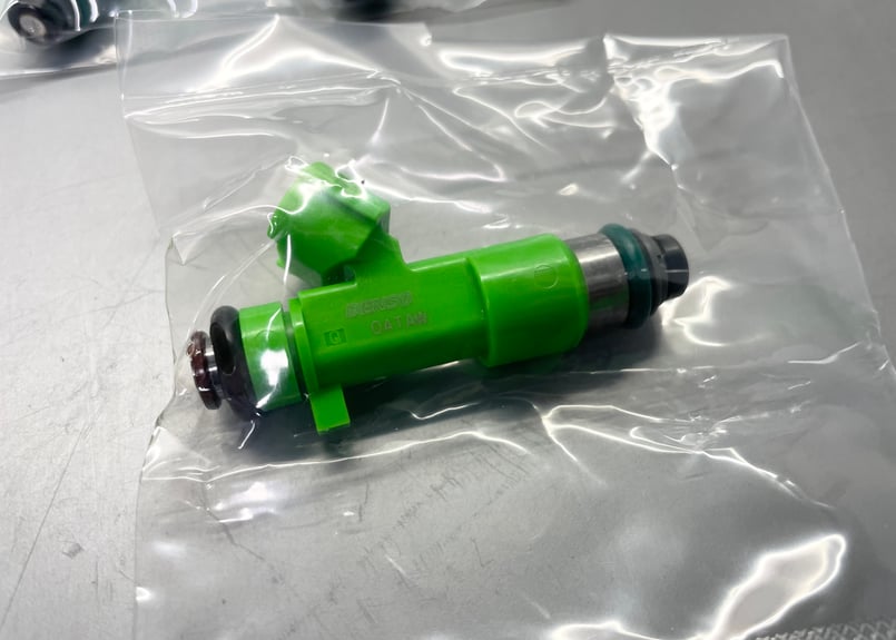 R35GT-R フューエルインジェクター 現行品 | upline web shop