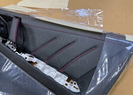 R35GT-R 2025 フロントドア フィニッシャー ASSY 左右セット トラックED 赤ステッチ