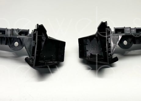 R35GT-R リアバンパーサイドリテーナー 左右セット