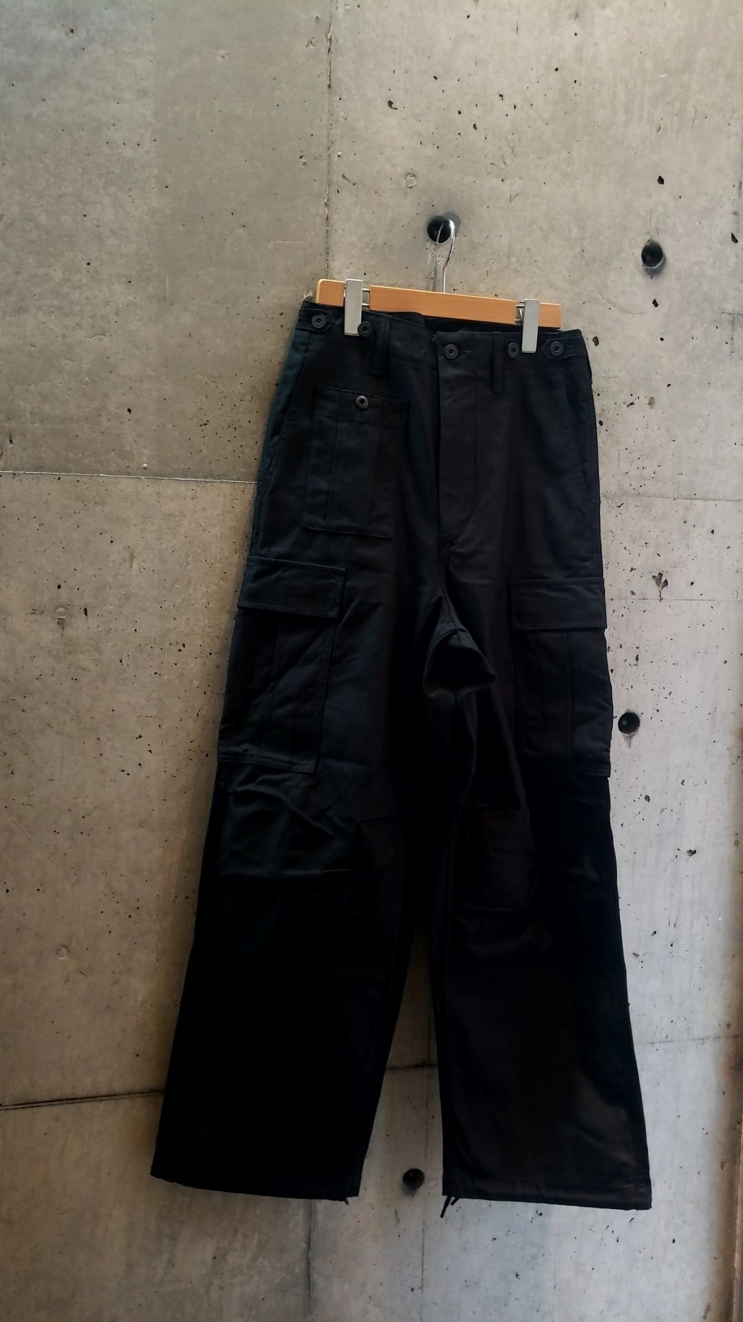 ナイジェルケｰボン ARMY CARGO PANT BLACK | SURPLUS OITA