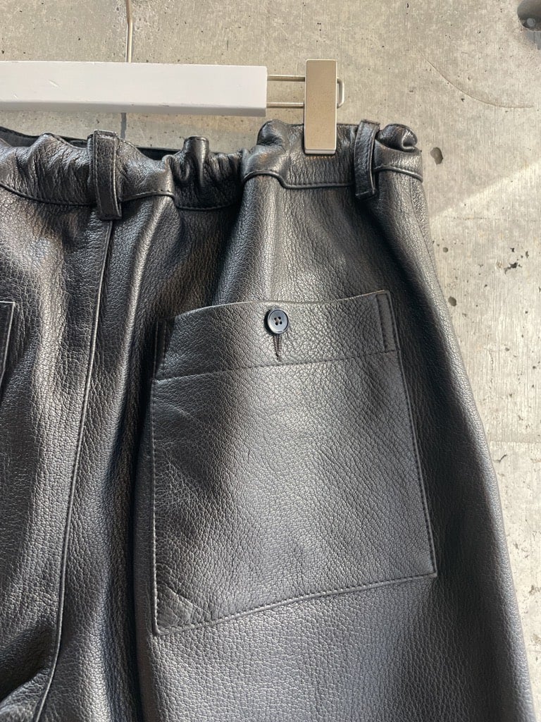 CCU BUSH SHORT GOAT LEATHER | SURPLUS OITA