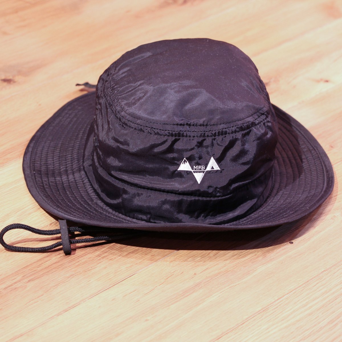 EVILACT バケットハット RED EYES LOGO NYLON HAT EVILACT W-BUCKET