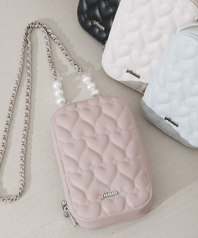 pium ハートキルティングフォンホルダー ピンク スマホショルダー - 小物 pium ハートキルティングフォンホルダー ピンク スマホショルダー - 小物