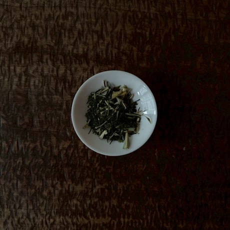 月桃葉と橘葉の煎茶