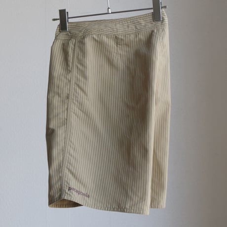 patagonia"Wavefarer Board Shorts”