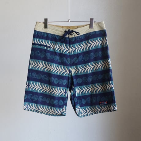 patagonia”Wavefarer Board Shorts”