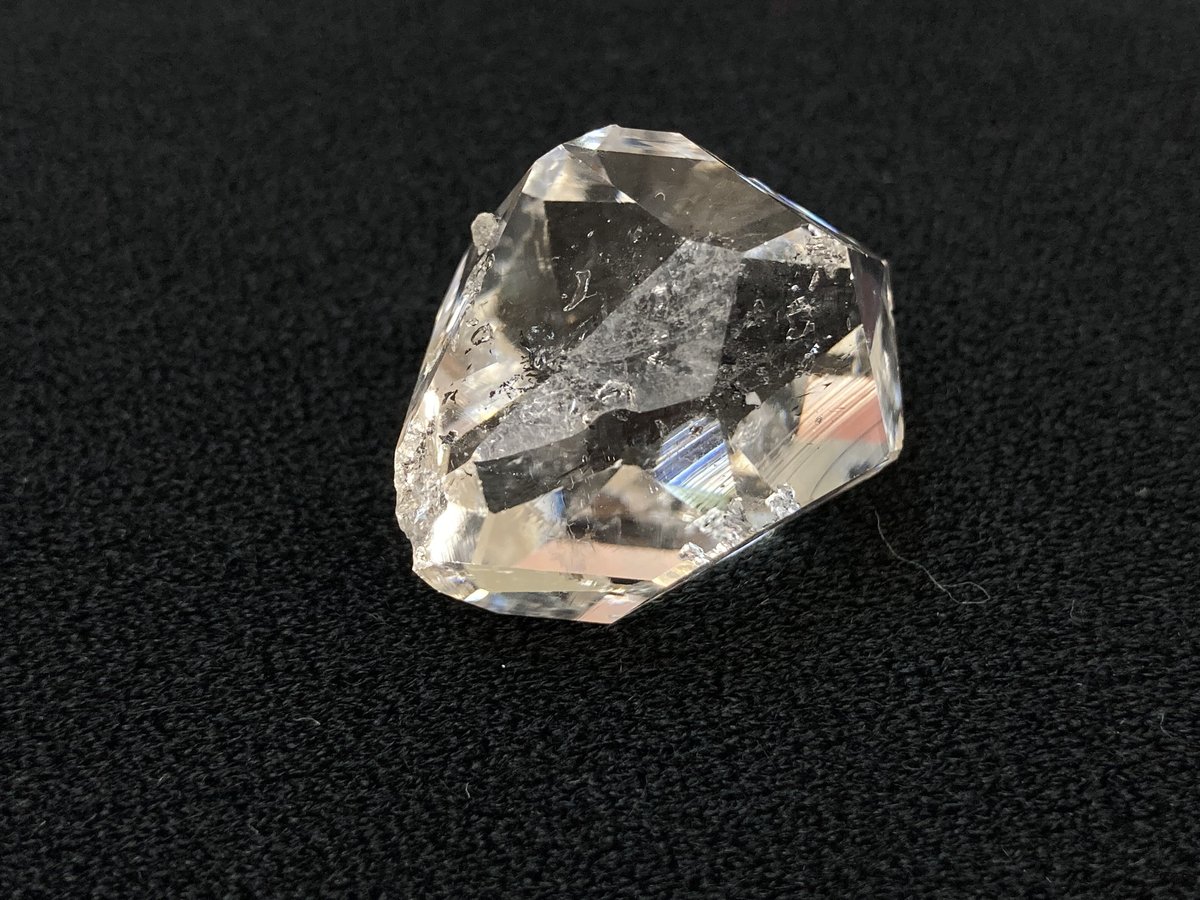 ハーキマーダイアモンド大型(NY産州)本物❗️△グラントレコードキーパー多数有⭐︎ 特大]アメリカ ニューヨーク州産 ハーキマーダイヤモンド