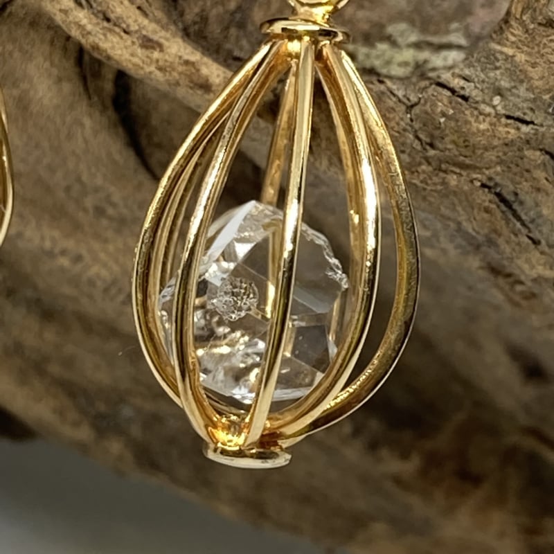 ハーキマーダイヤモンドクオーツ入りカゴネックレス(小)(ゴールド