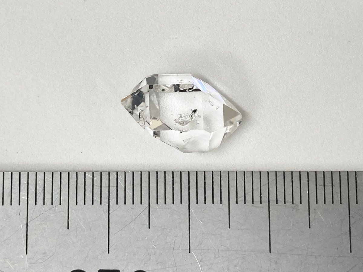 大-A]アメリカ ニューヨーク州産 ハーキマーダイヤモンドクオーツ