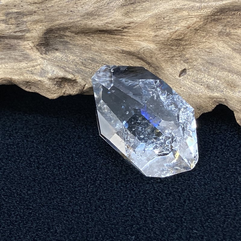 【アメリカ/ニューヨーク産】ハーキマーダイヤモンドクォーツ 特大]アメリカ ニューヨーク州産 ハーキマーダイヤモンドクオーツ