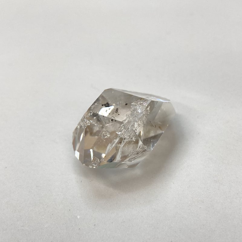 特大]アメリカ ニューヨーク州産 ハーキマーダイヤモンドクオーツ