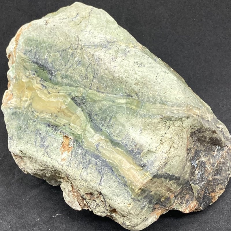 グリーンオパールキャッツアイ原石 698g（ブラジル産）[RGH006] | 石の