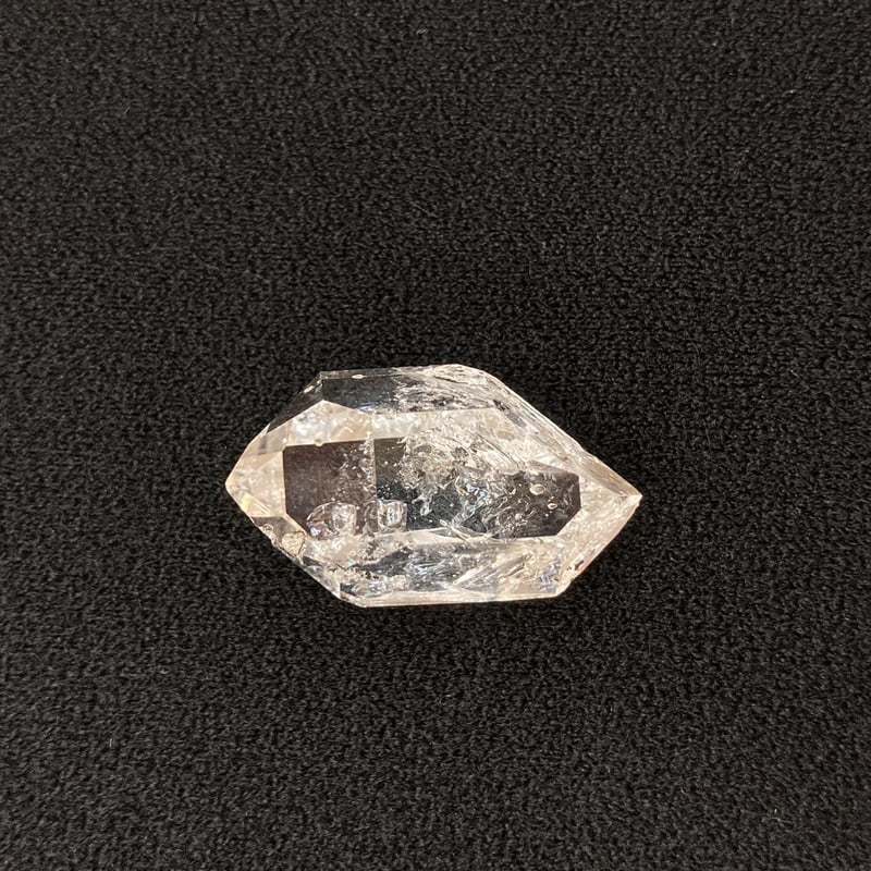 特大]アメリカ ニューヨーク州産 ハーキマーダイヤモンドクオーツ