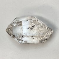 [特大]アメリカ ニューヨーク州産 ハーキマーダイヤモンドクオーツ【HKM002】