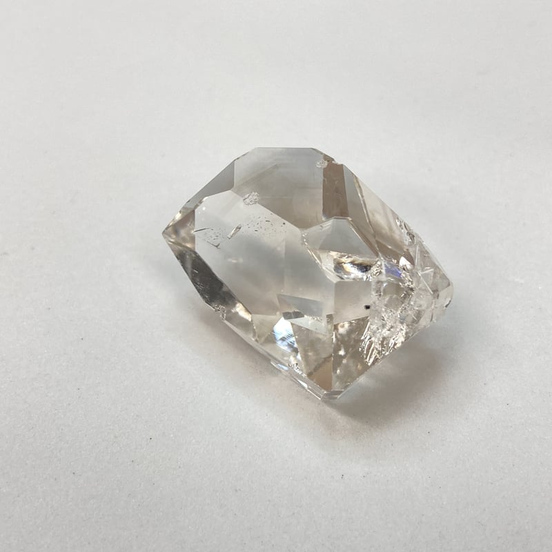 特大]アメリカ ニューヨーク州産 ハーキマーダイヤモンドクオーツ